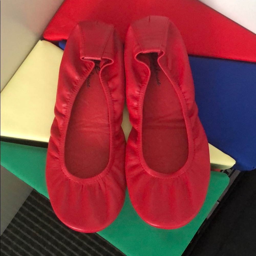 Storehouse flats - Red size 9